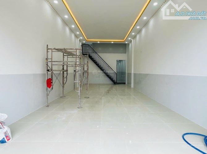 Bán nhà MT chợ Hiệp Thành 22, hướng Nam DT 4.8 x25m vị trí buôn bán, giá 11 tỷ - 1