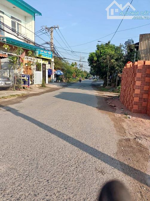 Thanh lý dãy trọ 141m2 (6 phòng)_1 tỷ 570 đường Nguyễn Thị Lắng cách KCN Tân Phú Trung 2KM - 1