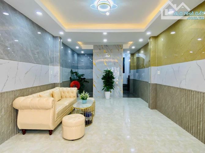 Nhà trống bán gấp trong tháng 9 Ngay Hồng Hạc, p2 Tân Bình 45m2 chỉ 2tỷ250 - 1