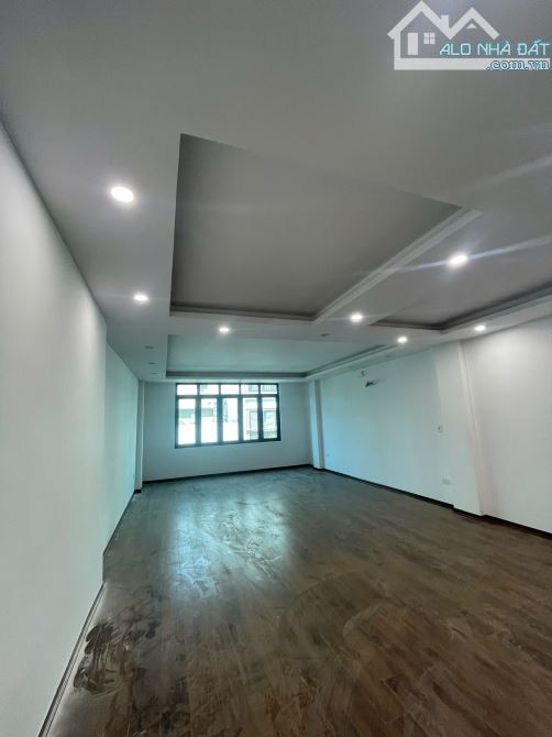 Cần Bán Gấp Nhà Tây Nam 60m2 6 Tầng Thang Máy Thông Sàn MT5m KD. - 2