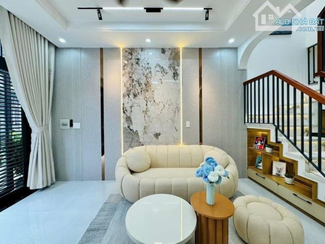 Chỉ 2 tỷ 550 có ngay căn nhà trong khu vực an ninh Luỹ Bán Bích, Tân Phú mà tận 60m2 - 2