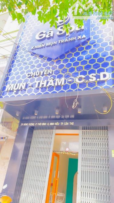 Cho thuê nhà 3 tầng mặt tiền Hùng Vương kế Vincom 22 triệu - 7