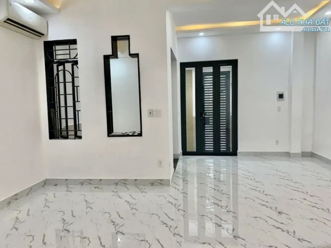 Bán nhà 4 phòng ngủ 58m2 x 3 tầng tại đường Bùi Đình Túy – Giá hấp dẫn, chỉ nhỉnh 5 tỷ