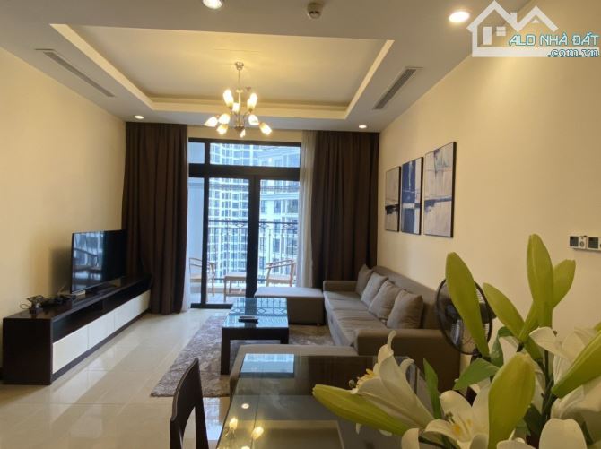 Cho thuê Căn hộ CC Royal City, Ngã Tư Sở, Nguyễn Trãi 164m, 3PN 30tr/tháng