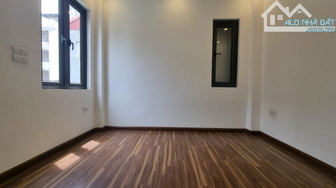 NHÀ PHÂN LÔ PHỐ TRẦN BÌNH, 40M2*6T*4M GIÁ 8.8 TỶ, GARA OTO, Ô CHỜ THANG MÁY, Ở & KDOANH - 11