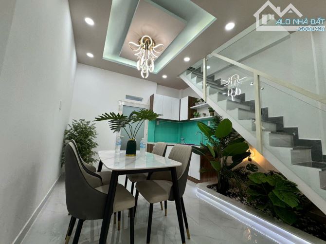 Bán nhà Hồ Thành Biên Quận 8 - 30m2  - dưới 3 tỷ. - 1