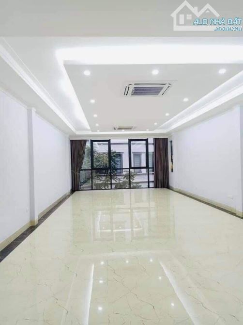 Cần bán gấp tòa nhà văn phòng Phố Trung Kính (to) 75m2 x 8 tầng thang máy giá 32 tỷ. - 1