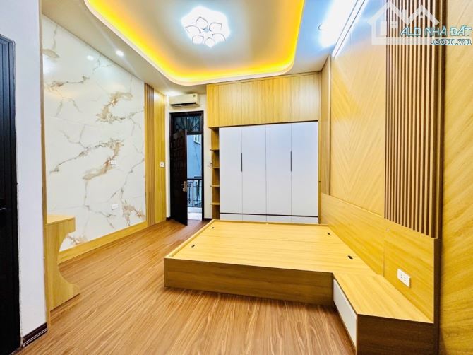 Siêu phẩm Kim Mã Thượng 63m² Nhà bán theo giờ - 2