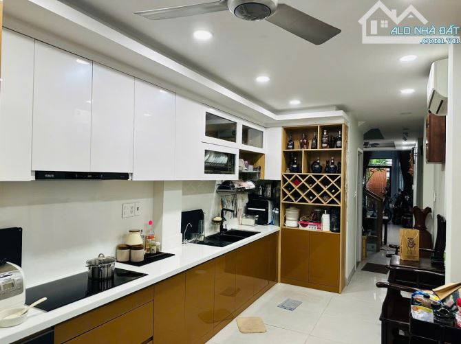 Bán nhà hẻm xe hơi Quận Bình Thạnh DTSD 120m2 xây mới - 3