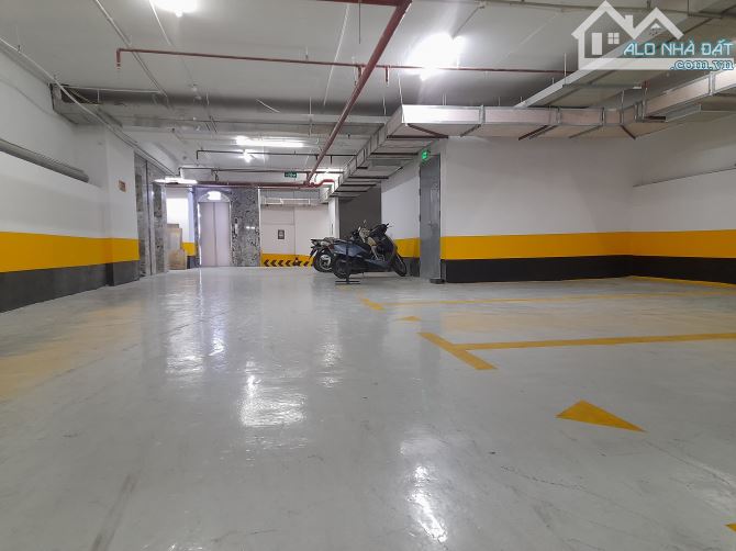 Nhà mặt phố Tân Mai, quận Hoàng Mai, DTMB 288m2, MT 10m, 9 tầng thang máy. Giá 119 tỷ - 4