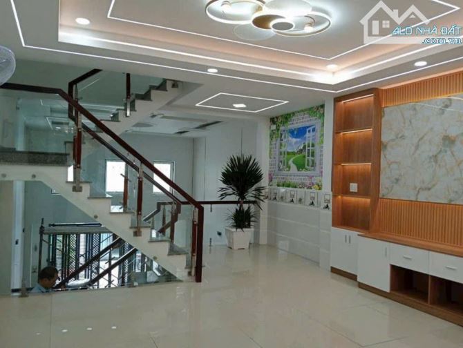 Hãy là chủ nhân VIP của căn nhà sang trọng và đẳng cấp này ạ - 5