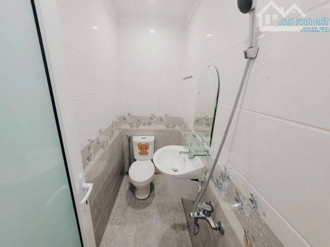 Cho thuê nhà có máy lạnh 2pn 2wc, lộ rộng đủ tiện ích - 6