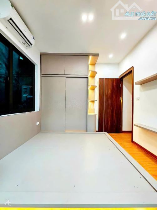 🏠 BÁN NHÀ LÔ GÓC PHỐ MINH KHAI - 32M² X 4 TẦNG - MẶT TIỀN 5M - GIÁ 3,8TỶ 🏠 - 2