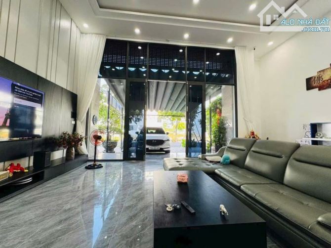 Shophouse DTSD 154m² ngang 8m vỉa hè 10m Toà Nhà XH1 VCN Phước Long 2 Nha Trang.CÓ 2PN - 2