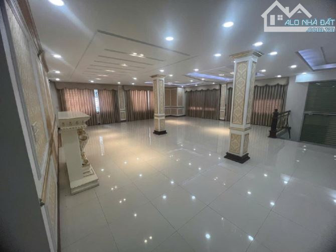 Bán toà nhà Thạch Bàn, 180m 6 tầng,Lô góc, Thang Máy, Tải tránh giá 42 tỉ - 3
