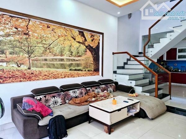 🏡 CƠ HỘI SỞ HỮU NHÀ ĐẸP 3 TẦNG - ĐƯỜNG NGUYỄN XUÂN NHĨ - GIÁ HẤP DẪN - 3