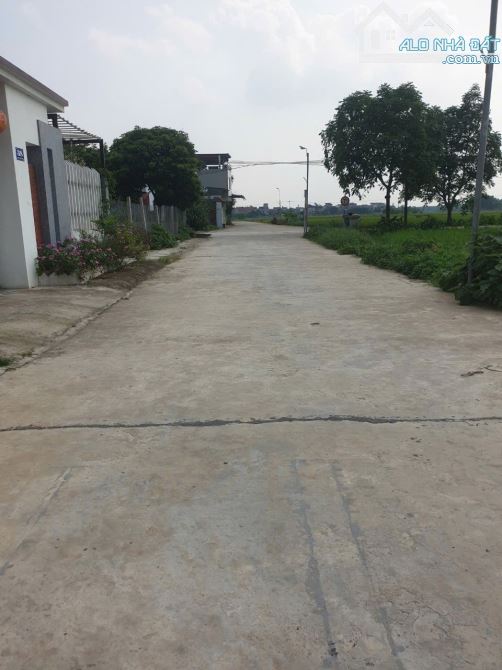 Bìa làng Bắc thượng đường rộng 7 m cách khu công nghiệp nội bài 1km - 3