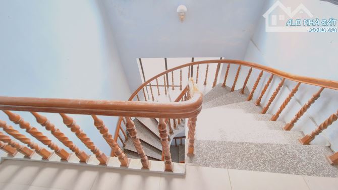 ĐẤT SẴN NHÀ 2 MẶT TIỀN NGAY CẠNH KDL THUNG LŨNG TÌNH YÊU ĐÀ LẠT