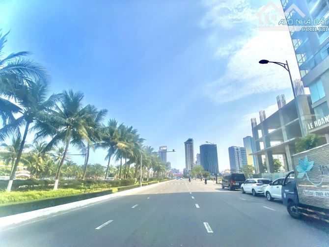 SIÊU ĐẦU TƯ-  LÔ ĐẤT 2 MẶT TIỀN Ô TÔ TẬN CỬA- PHỐ DU LỊCH BIỂN MỸ KHÊ 175M2 (7*25) - 13 TỶ
