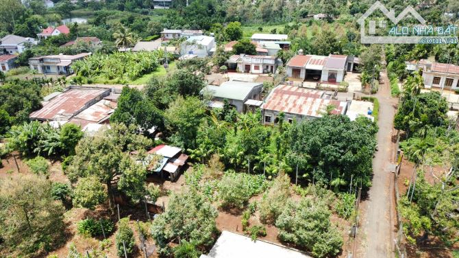 Bán lô đất đường Vũ Trọng Bình rộng 18m, thị xã Buôn Hồ