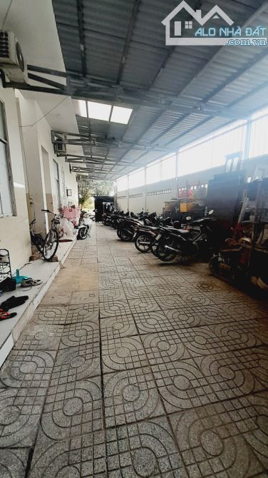 Linh Đông - Thủ Đức - CHDV 3 Tầng - Thu nhập 70 Triệu/Tháng - 229m2 (Ngang 11 x Dài 20) - 1