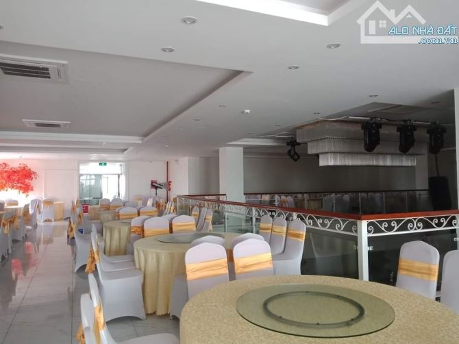 BÁN GẤP NHÀ HÀNG TT TIỆC CƯỚI - LÊ QUANG ĐẠO TỪ LIÊM 560MX6T THANG MÁY 141 TỶ - 1