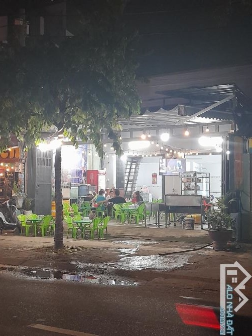 🏠 MẶT TIỀN SONG HÀNH, HÓC MÔN ➖ DT 132M² - 8x17 - C4 💰 Giá 11.3 tỷ - 1