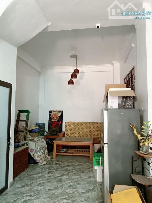 Chính chủ bán nhà TRẦN KHÁT CHÂN LƯƠNG YÊN Phân Lô ngõ 2.5m 40m ra phố 52m2 hơn 7 tỷ