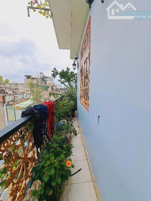 NHÀ ĐẸP LÔ GÓC GIÁ RẺ 5.5x20 - 4 TẦNG - HẺM NHỰA 6M THÔNG - TTH20 - Q12 - CHỈ 4.95 Tỷ - 5
