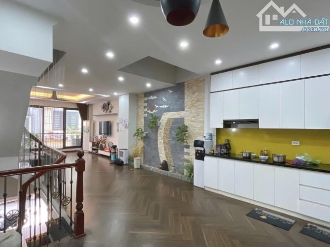 Đại Đồng, Hoàng Mai - Phân lô oto, có gara, yễn tĩnh - 60m*5T - 14.8 Tỷ - Cạnh TimeCity - 3