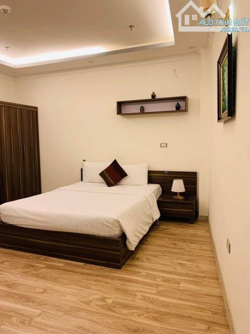 Siêu Phẩm! Bán nhà Trần Duy Hưng, Vỉa hè KD, ôtô tránh đỗ, Hầm 3 Ôtô + 30 Xe máy, 160m2 7T - 5