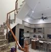 Bán căn nhà 1 trệt 2 lầu vị trí kp11 phường An Bình Diện tích : 6 x 24m, Sổ thổ cư 100%