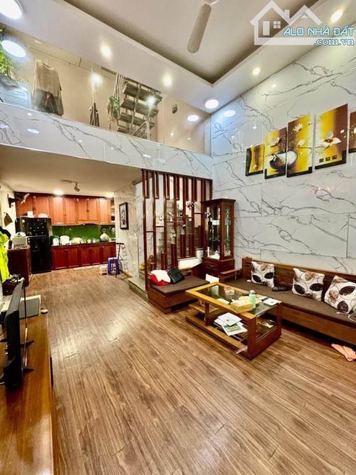 BÁN NHÀ MẶT TIỀN TRỊNH ĐÌNH TRỌNG – QUẬN TÂN PHÚ - 8TY500