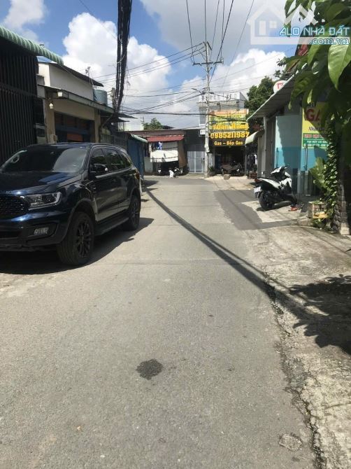 Bán dãy trọ sát Linh Xuân, 340m2, ngang 10m, thứ nhập 180tr/ năm, chỉ 5 tỷ 9