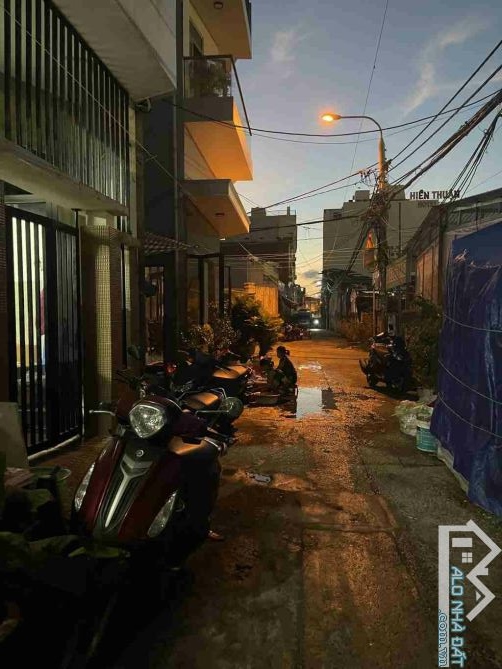 HÀNG NÓNG CHO ACE . BÁN NHÀ DT LỚN. GIÁ SẬP CỐNG. KIỆT ÔTÔ