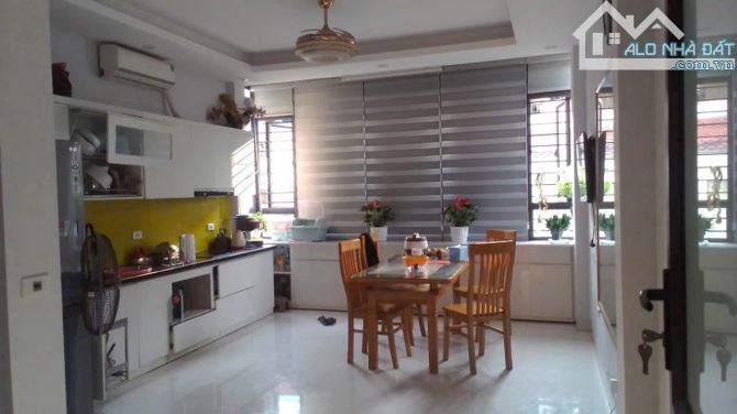 Bán nhà Phố Trần Điền, Quận Hoàng Mai. DT: 55m, 5 tầng. khu phân lô , oto. Giá: 17 tỷ 3 - 2