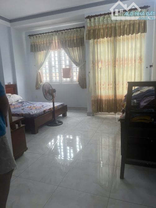 BÁN GẤP NHÀ LÊ VĂN QUỚI ĐƯỜNG ÔTÔ TRÁNH 5 x 17M  4 TẦNG BTCT CHỈ 7.2 TỶ - 2