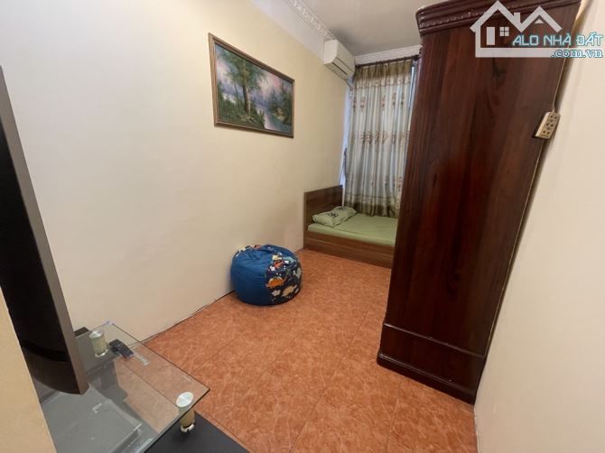 Bán Nhà Vạn Ứng - Đống Đa, 30m2 x 4 tầng, 2 ngủ, mt 3m2, ngõ thông, gần phố, sáng thoáng - 3