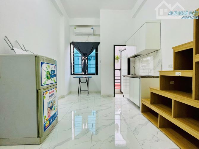Bán tòa nhà dòng tiền phố Triều Khúc - 80m2 x 8 tầng thang máy- Ngõ rộng 3m- 26 phòng - 4