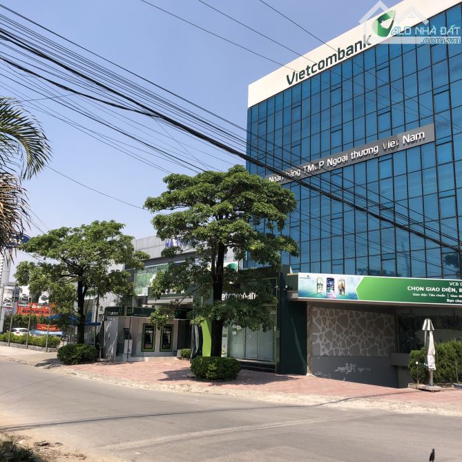 Tòa nhà lô góc mặt quốc lộ 32 đối diện wisteria 5000m2 6 tầng mặt tiền 60m chỉ 74 triệu 1m - 5