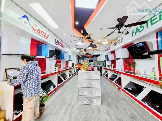 Bán nhà 1 trệt 1 lầu 4,5m x 40m, Mặt Tiền Phạm Văn Thuận chỉ 15 tỷ - 5