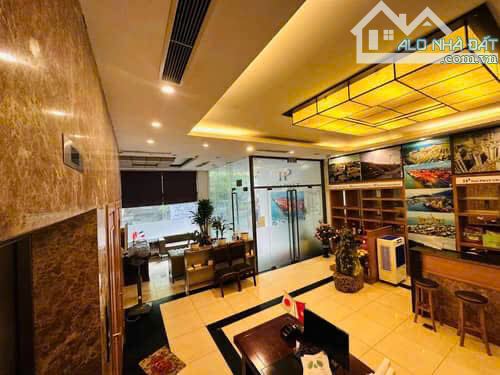 BÁN NHÀ TRẦN TỬ BÌNH 120/130M2 - MẶT PHỐ VỈA HÈ - KINH DOANH