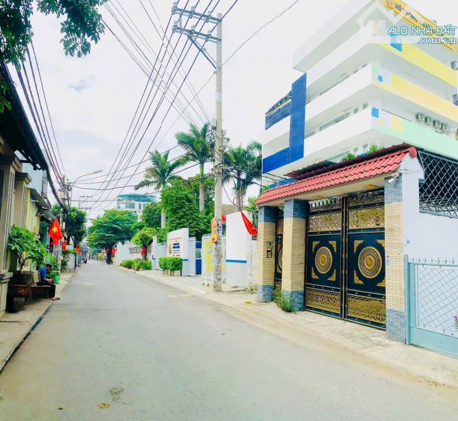 Bán Nhà Q12 Giáp Tân Bình- Cạnh Trường Quốc Tế - 61M2(4,8 x13)- Sổ Hồng riêng- Chỉ 3,46Tỷ.