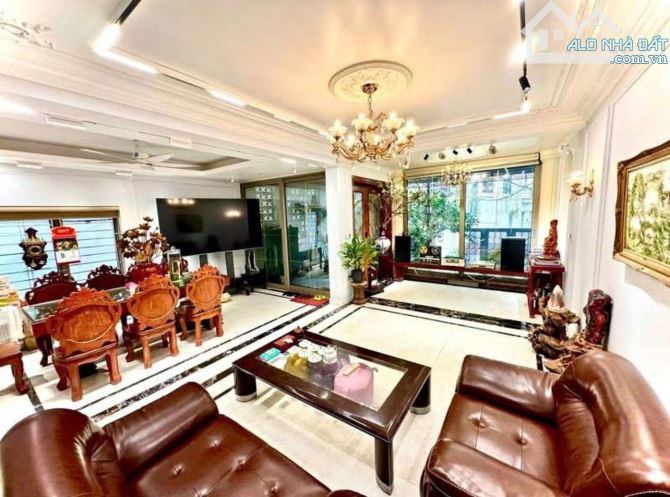 Bán Biệt Thự KĐT Văn Phú , Giá Tốt Nhất Khu Vực, 200m2, Full Nội Thất Hiện Đại , 29Tỷ