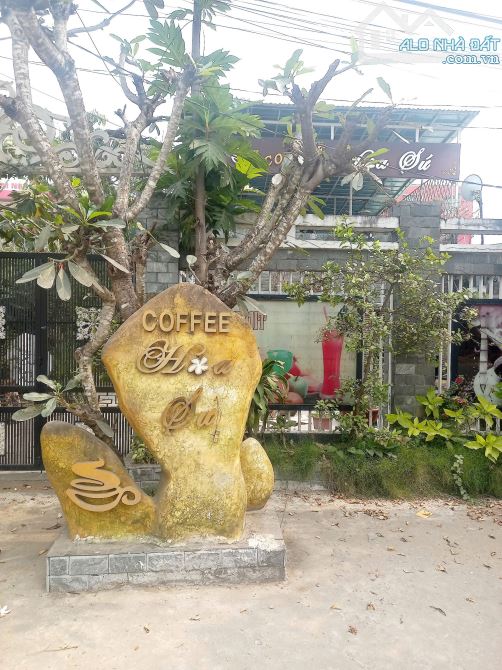 NHÀ MẶT TIỀN 826 ĐANG KINH DOANH QUÁN CAFE