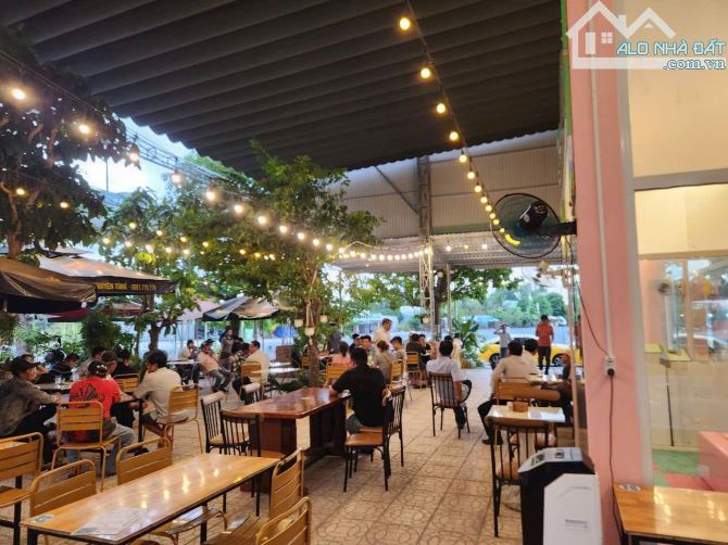 Cần sang nhượng lại khu kinh doanh CAFE - HỒ BƠI - BILLIARDS - KHU VUI CHƠI ĐẠI PHÚ SKY
