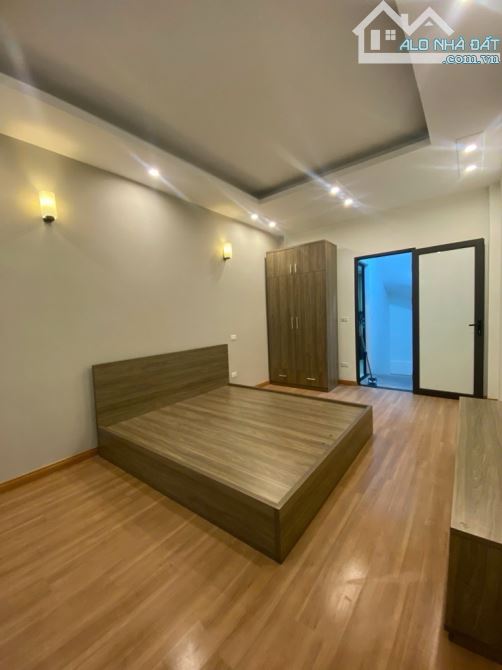 Trần Thái Tông 47m2 5 tầng-9 phòng khép kín 45tr/th-gần phố-full nội thất - chỉ 9 tỷ - 10
