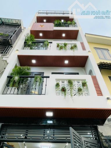 CẦN BÁN NHÀ ĐẸP GIÁ PHẢI CHĂNG ĐƯỜNG PHAN ĐÌNH PHÙNG,PHÚ NHUẬN.GIÁ:4.090 tỷ.5.4mx16m