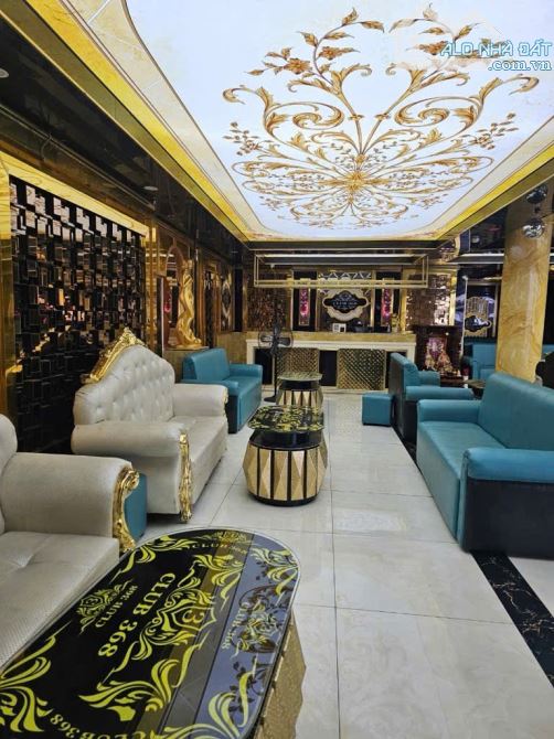 Siêu phẩm tòa nhà phức hợp karaoke,bar ,masa 6 lầu sàn 3000 m2 hoàn công 25x24 giá 72 tỷ