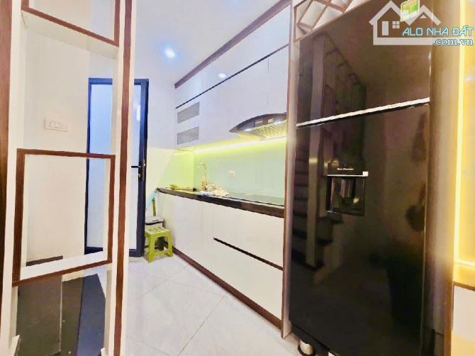 Bán Nhà Phố Tây Sơn Đống Đa 2 Thoáng Gần Ô Tô 6 Tầng 5.35 Tỷ - 1